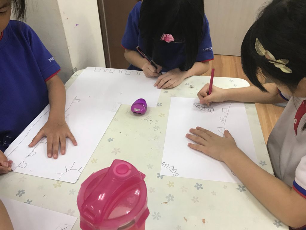 Preparations for the Upside Down Garden Exhibition on 17/08/2018 — photo 6