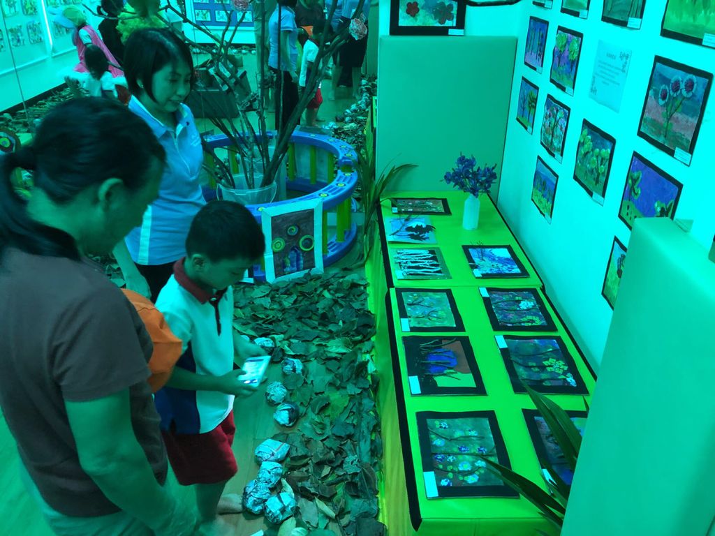 Upside Down Garden Art Exhibition cum charity on 17/08/2018 — photo 10