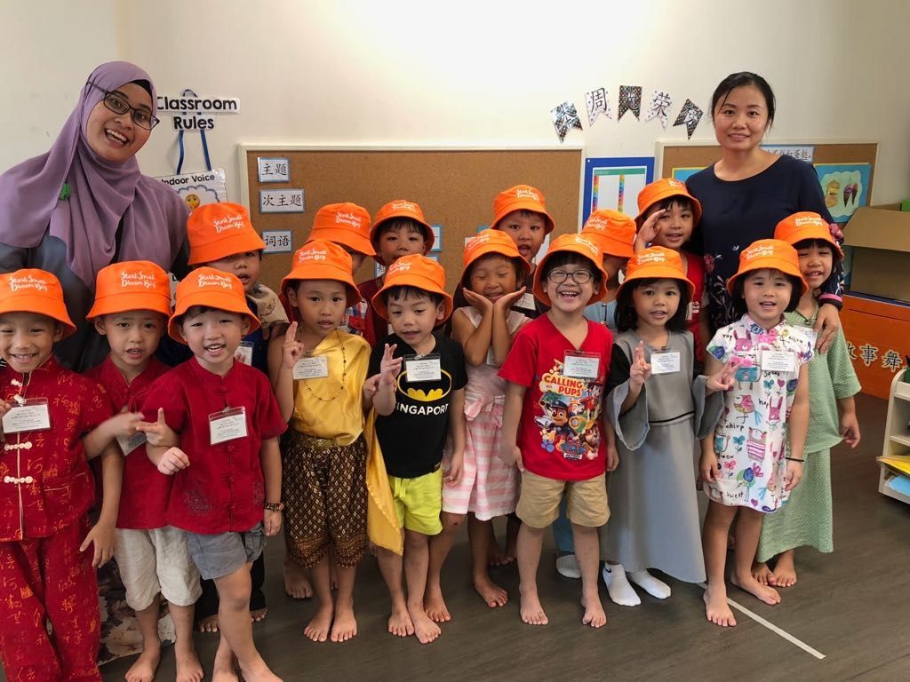Celebrating Racial Harmony Day together with the elders at Silver Circle — photo 4