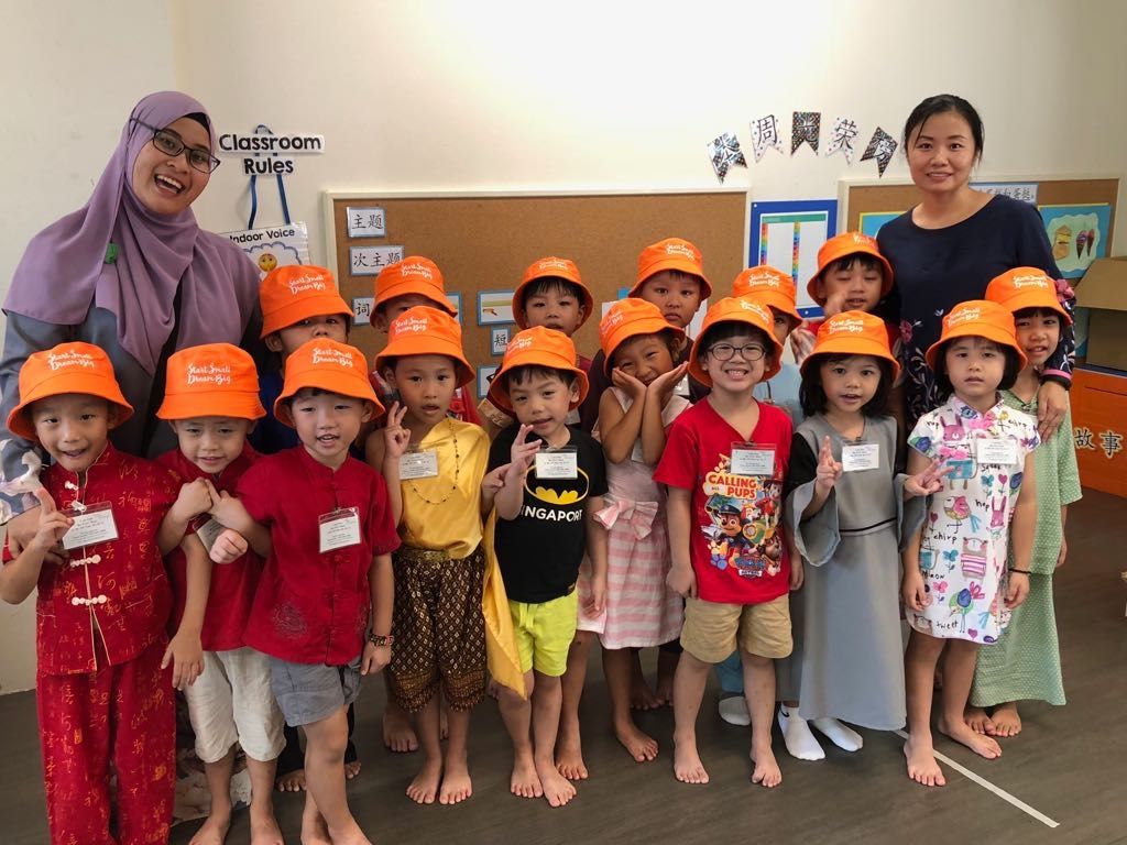 Celebrating Racial Harmony Day together with the elders at Silver Circle — photo 5