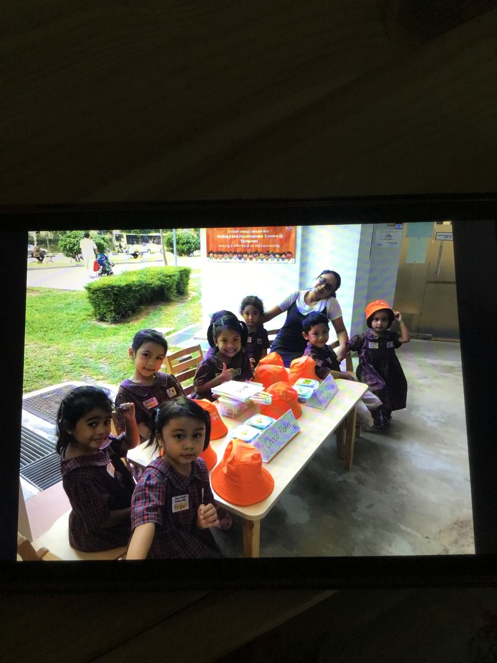 Making a difference to the community. — photo 5