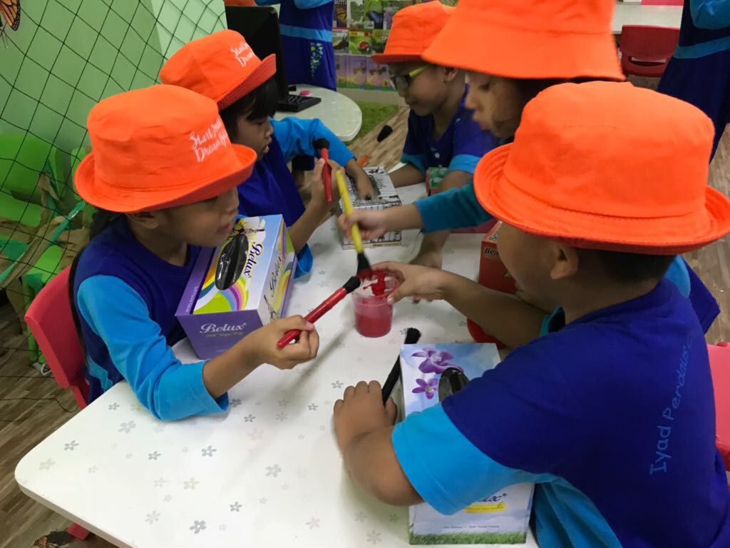 Preparation for Sporty T.R.A.S.H.formers Carnival — photo 2