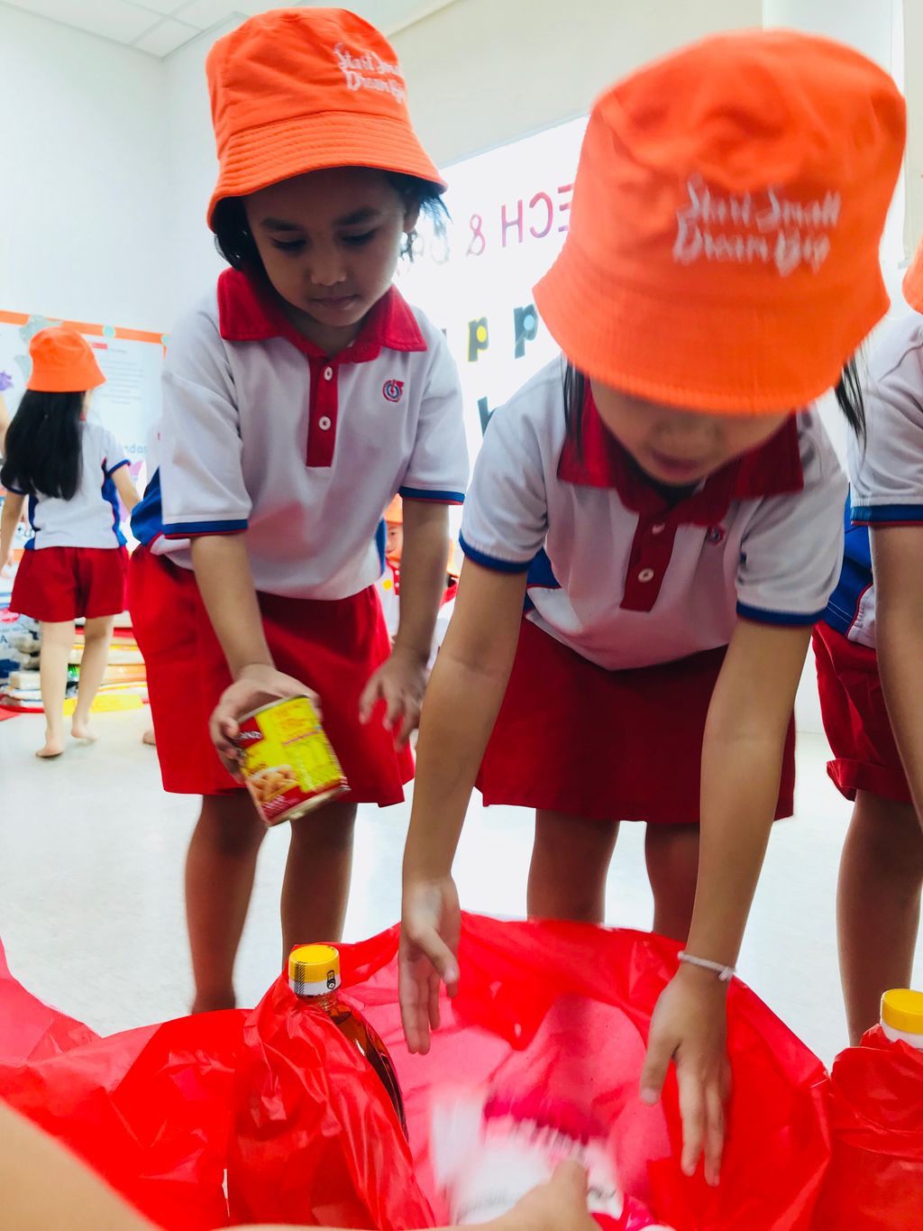SSDB 2018 Food Donation Drive — photo 10