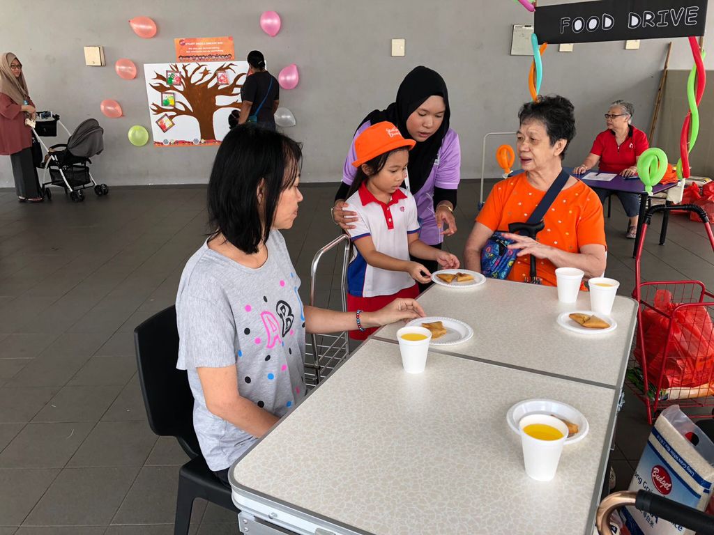 SSDB 2018 Food Donation Drive — photo 2