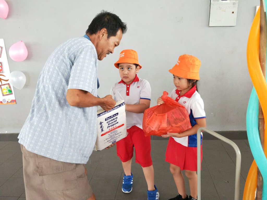 SSDB 2018 Food Donation Drive — photo 4