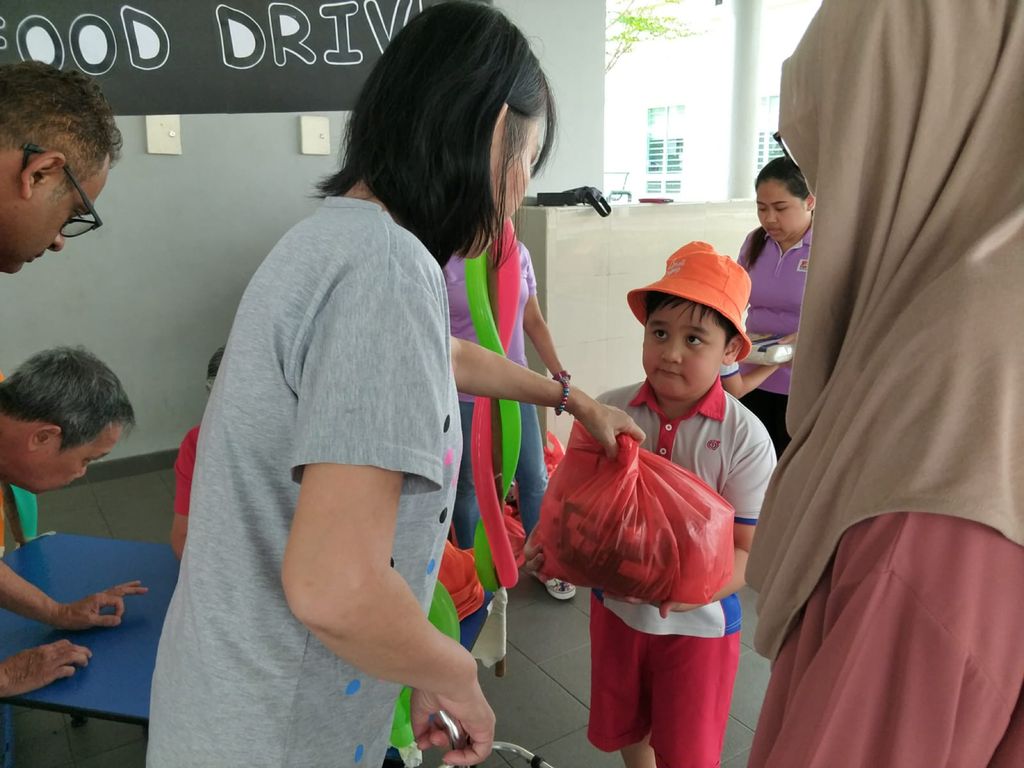 SSDB 2018 Food Donation Drive — photo 5