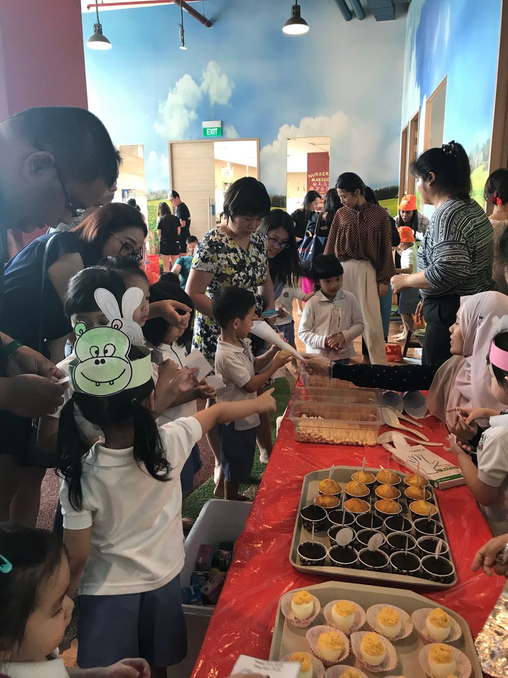 “Saving the Environment: Litter - free Singapore” Learning Vision@NUHS 25th June - 17th August 2018 — photo 3