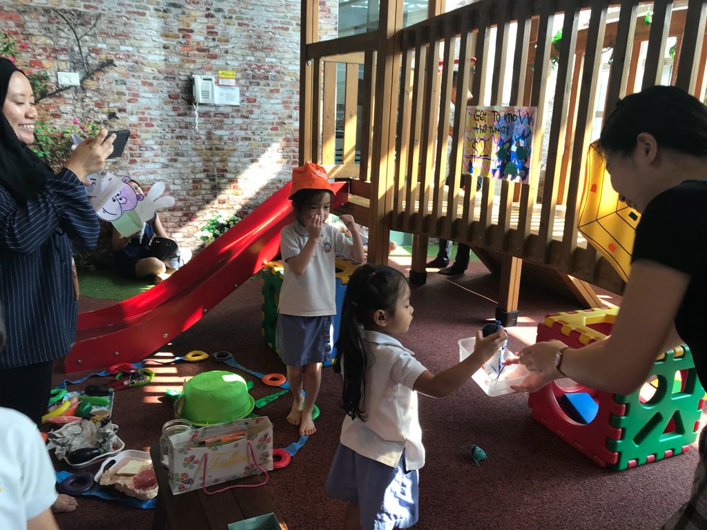 “Saving the Environment: Litter - free Singapore” Learning Vision@NUHS 25th June - 17th August 2018 — photo 7