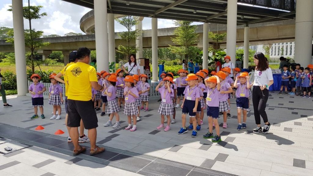 Cherie Hearts Kidz Campus @Pasir Ris Elias Mall - Event: Celebrate “Earth Day” at “Earth Week Carnival 2018” @Punggol Town Square on 19 April 2018 — photo 2