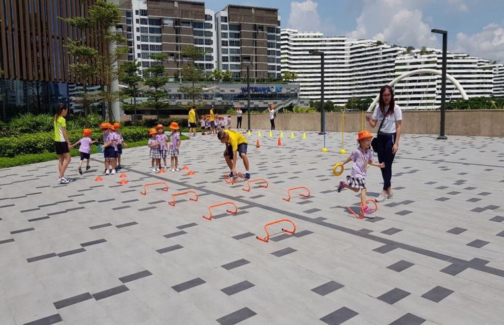Cherie Hearts Kidz Campus @Pasir Ris Elias Mall - Event: Celebrate “Earth Day” at “Earth Week Carnival 2018” @Punggol Town Square on 19 April 2018 — photo 4