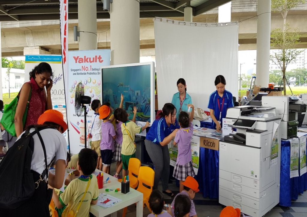 Cherie Hearts Kidz Campus @Pasir Ris Elias Mall - Event: Celebrate “Earth Day” at “Earth Week Carnival 2018” @Punggol Town Square on 19 April 2018 — photo 1