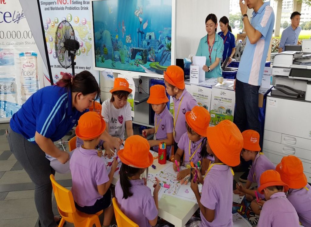 Cherie Hearts Kidz Campus @Pasir Ris Elias Mall - Event: Celebrate “Earth Day” at “Earth Week Carnival 2018” @Punggol Town Square on 19 April 2018 — photo 2