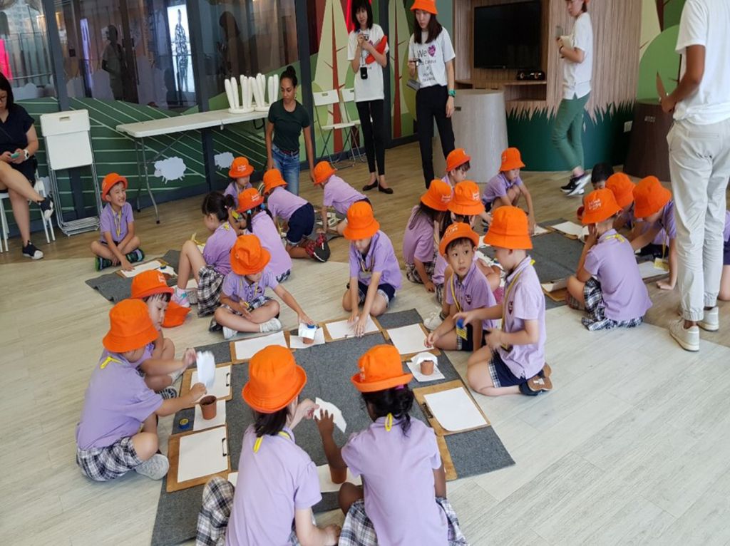 Cherie Hearts Kidz Campus @Pasir Ris Elias Mall - Event: Celebrate “Earth Day” at “Earth Week Carnival 2018” @Punggol Town Square on 19 April 2018 — photo 2
