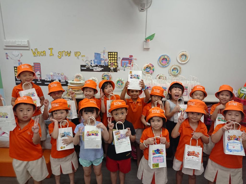 Our Finalé; CARE project comes to an end with a Charity blast! — photo 7