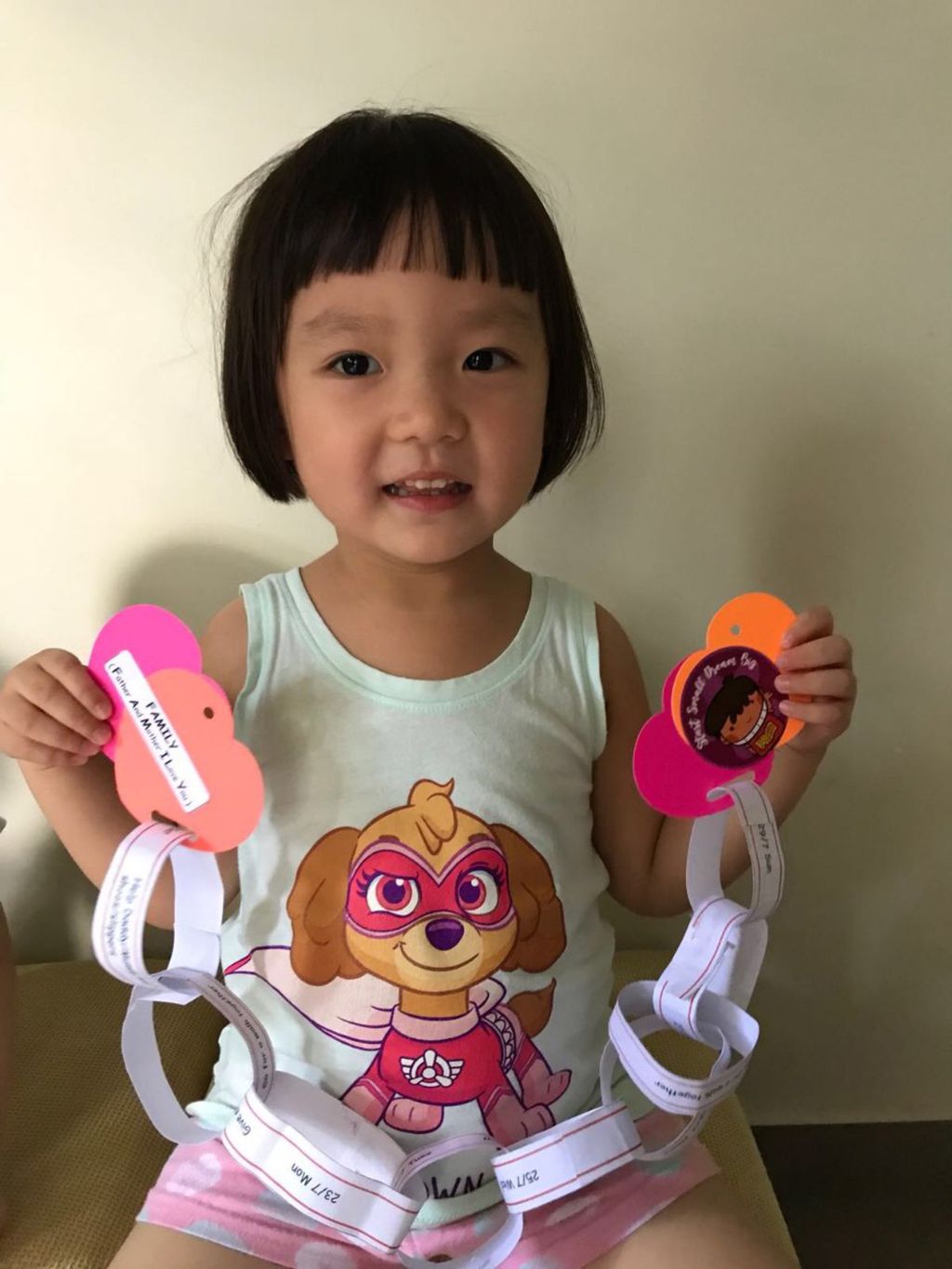 Care for Family: F.A.M.I.L.Y. Heart Streamers Craft — photo 4