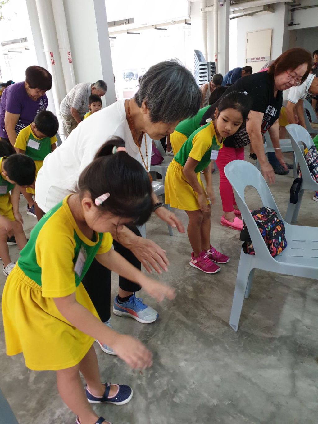 Care for Elderly: Exercise and Breakfast at TOUCH Senior Activity Centre — photo 4