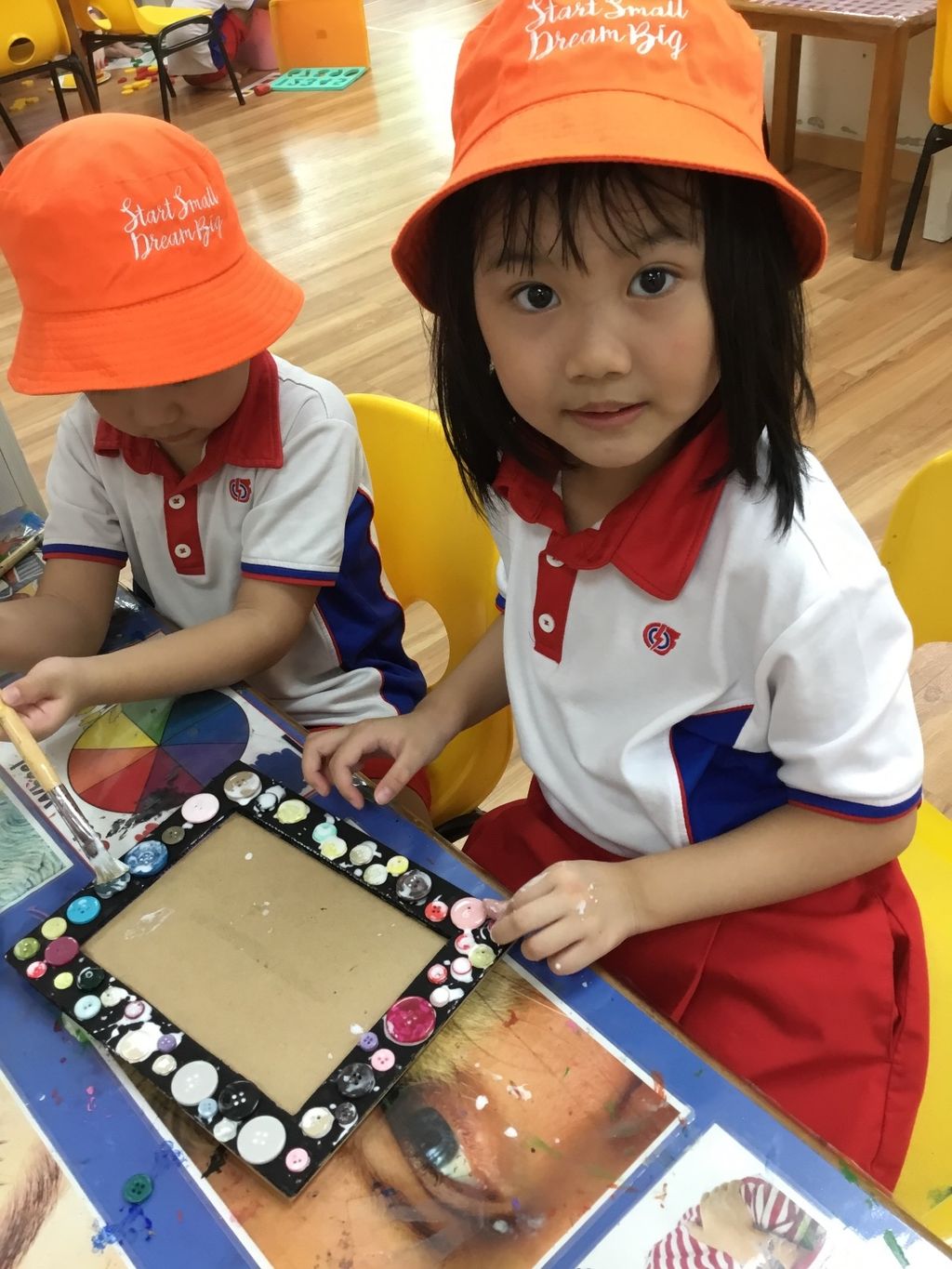 Children at work: Let's go recycle and plant — photo 8
