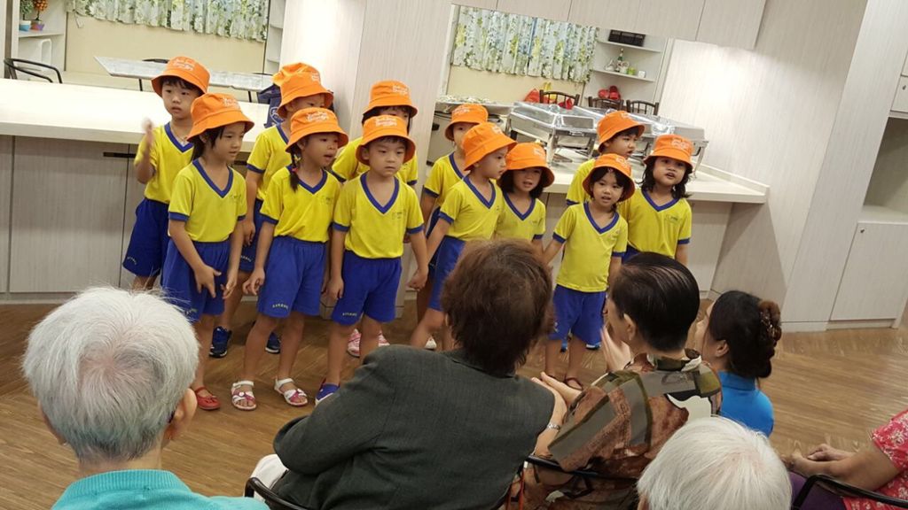 Our Visit To An Elder Care Centre — photo 2