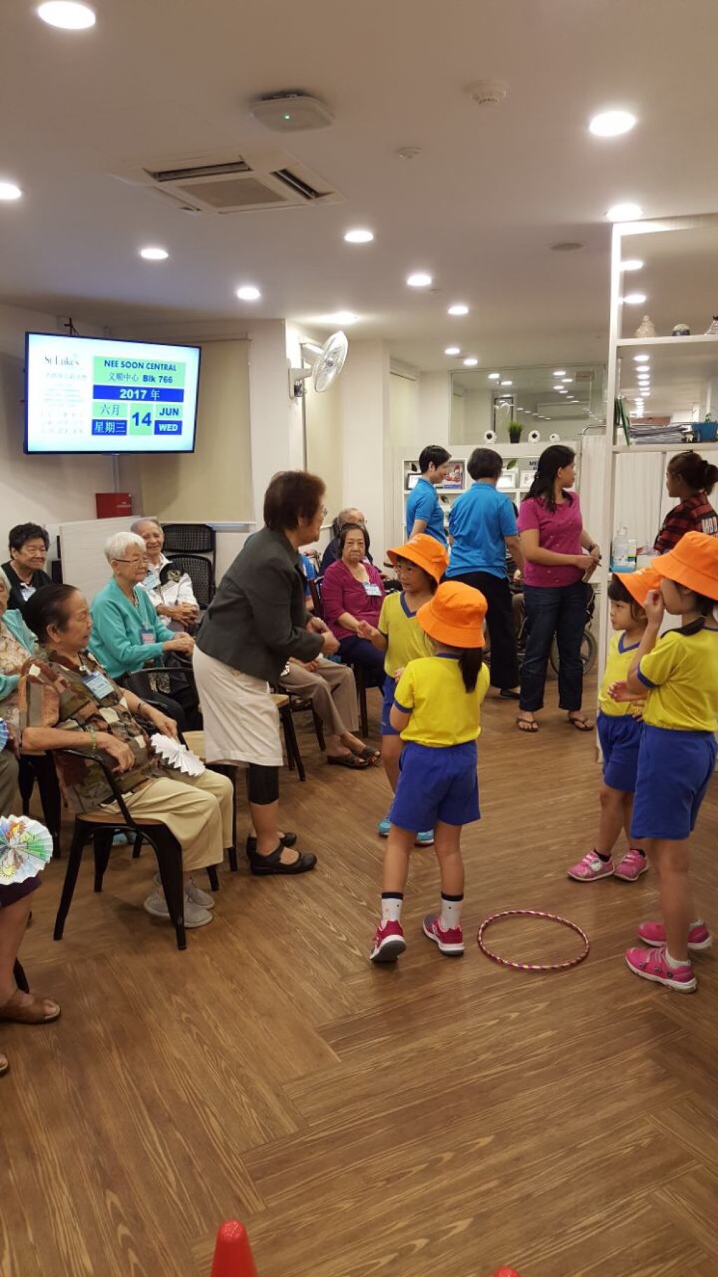 Our Visit To An Elder Care Centre — photo 2