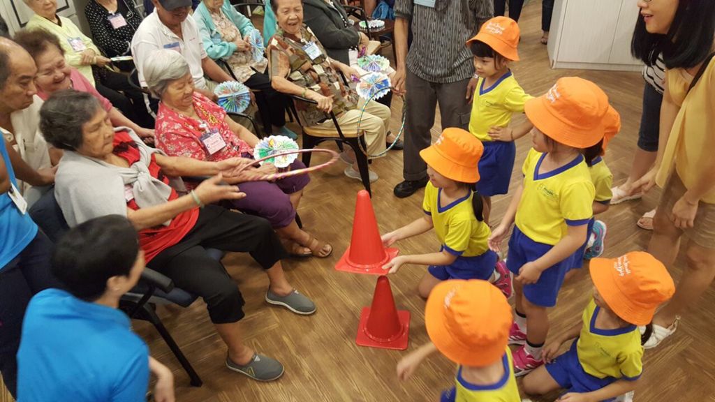Our Visit To An Elder Care Centre — photo 5