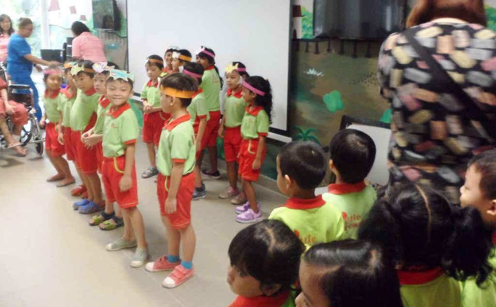 Visit to Senior Care Home - Little Treasures Childcare @ Wdls Circle Pte Ltd — photo 2
