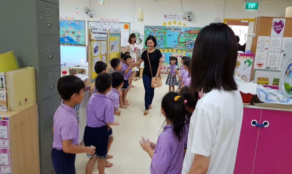 Cherie Hearts Kidz Campus @Pasir Ris Elias Mall - Event : “Excursion to Tea House on 8 May 2018 (Tuesday). and “Mother’s Day Celebrations on 11 May 2018 — photo 2