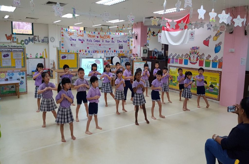 Cherie Hearts Kidz Campus @Pasir Ris Elias Mall - Event : “Excursion to Tea House on 8 May 2018 (Tuesday). and “Mother’s Day Celebrations on 11 May 2018 — photo 4