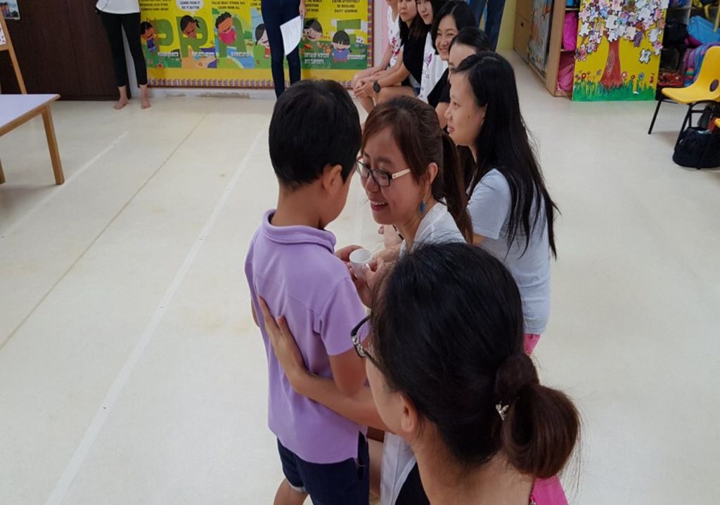 Cherie Hearts Kidz Campus @Pasir Ris Elias Mall - Event : “Excursion to Tea House on 8 May 2018 (Tuesday). and “Mother’s Day Celebrations on 11 May 2018 — photo 4