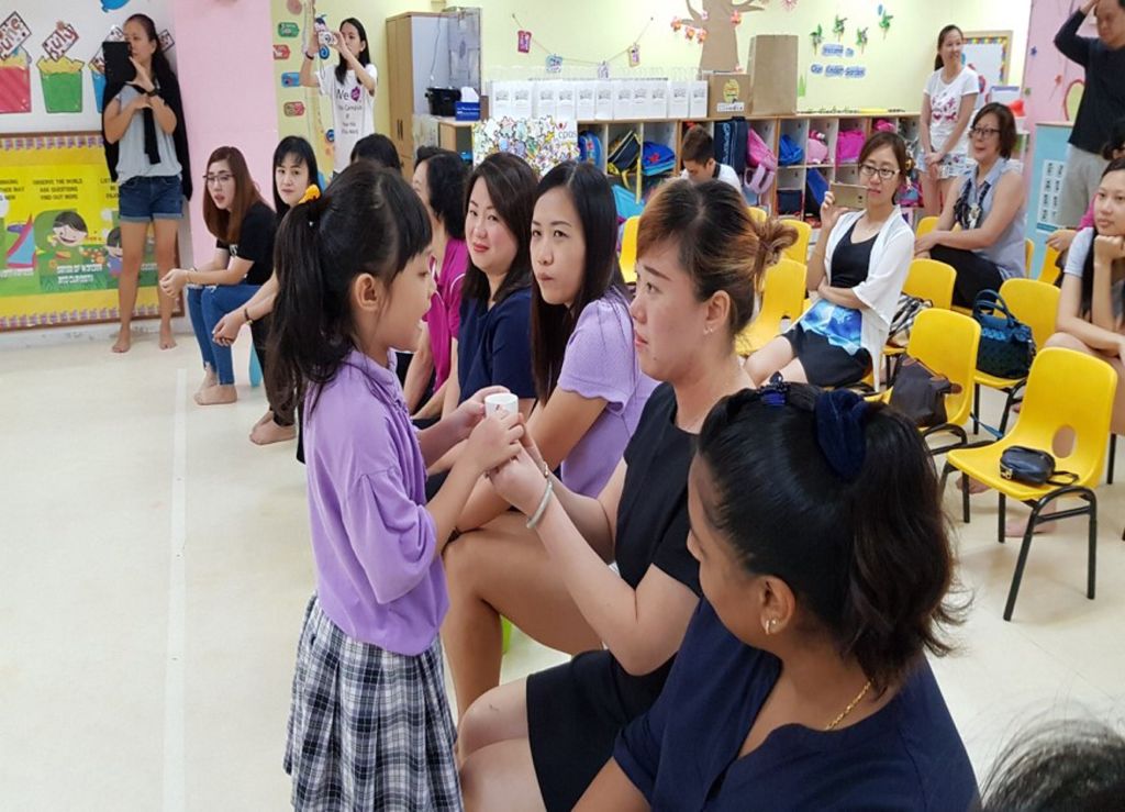 Cherie Hearts Kidz Campus @Pasir Ris Elias Mall - Event : “Excursion to Tea House on 8 May 2018 (Tuesday). and “Mother’s Day Celebrations on 11 May 2018 — photo 9