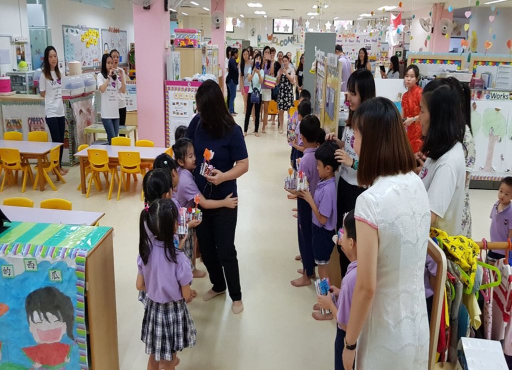 Cherie Hearts Kidz Campus @Pasir Ris Elias Mall - Event : “Excursion to Tea House on 8 May 2018 (Tuesday). and “Mother’s Day Celebrations on 11 May 2018 — photo 1