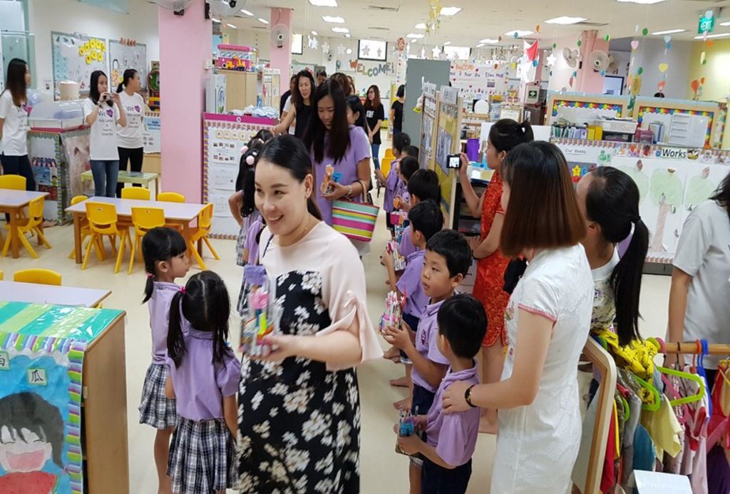 Cherie Hearts Kidz Campus @Pasir Ris Elias Mall - Event : “Excursion to Tea House on 8 May 2018 (Tuesday). and “Mother’s Day Celebrations on 11 May 2018 — photo 2