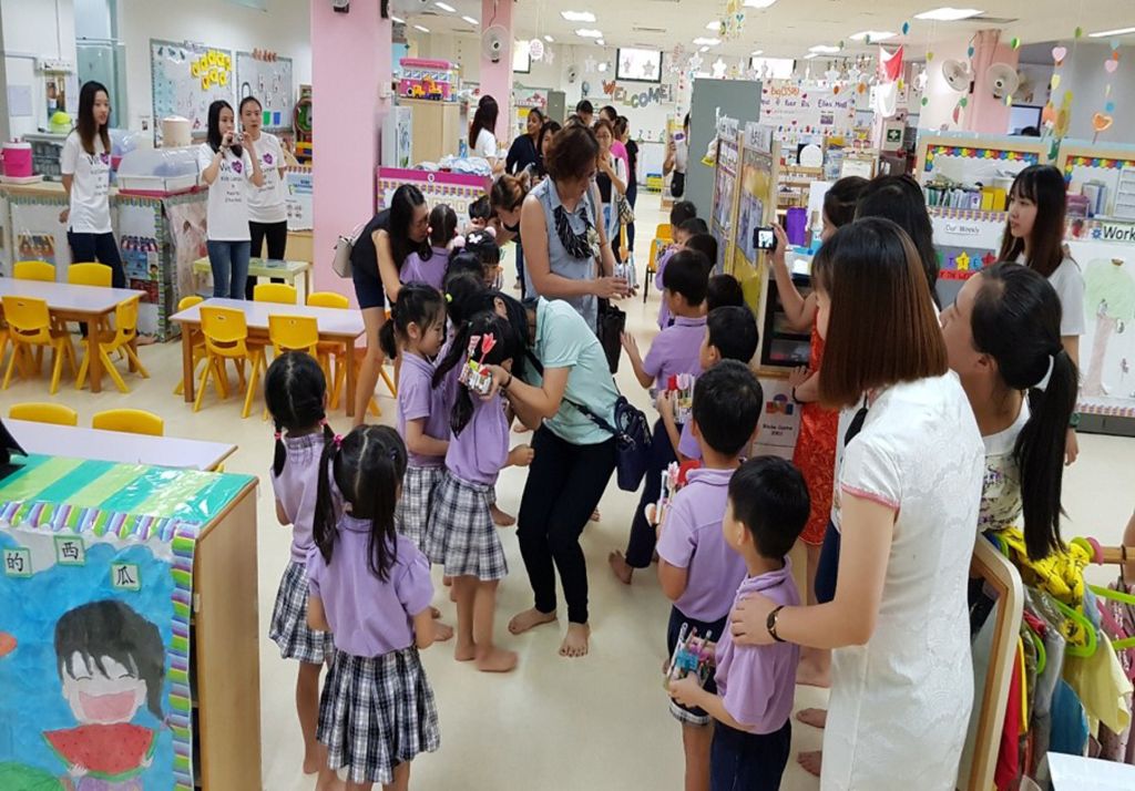 Cherie Hearts Kidz Campus @Pasir Ris Elias Mall - Event : “Excursion to Tea House on 8 May 2018 (Tuesday). and “Mother’s Day Celebrations on 11 May 2018 — photo 3