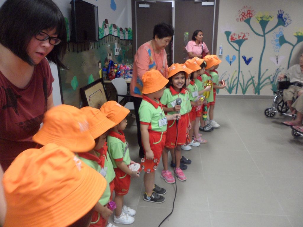 Little Treasures Childcare(Woodlands ) pte limited - Visit to Senior Care Home — photo 2