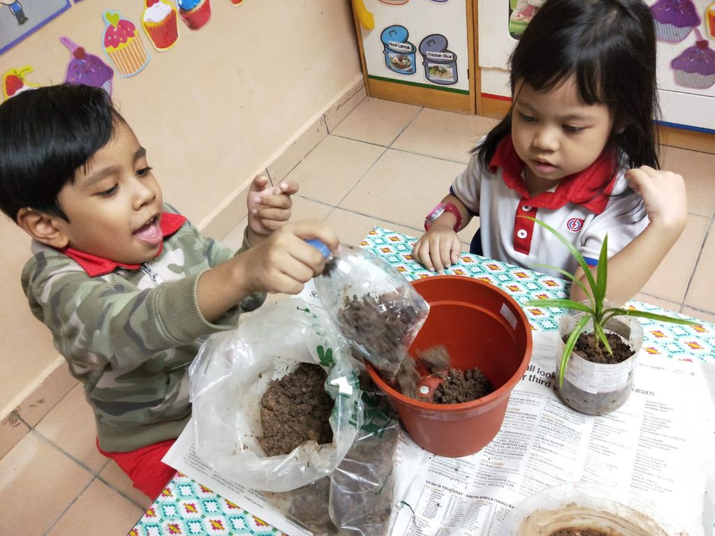 K1 Children in Actions — photo 2