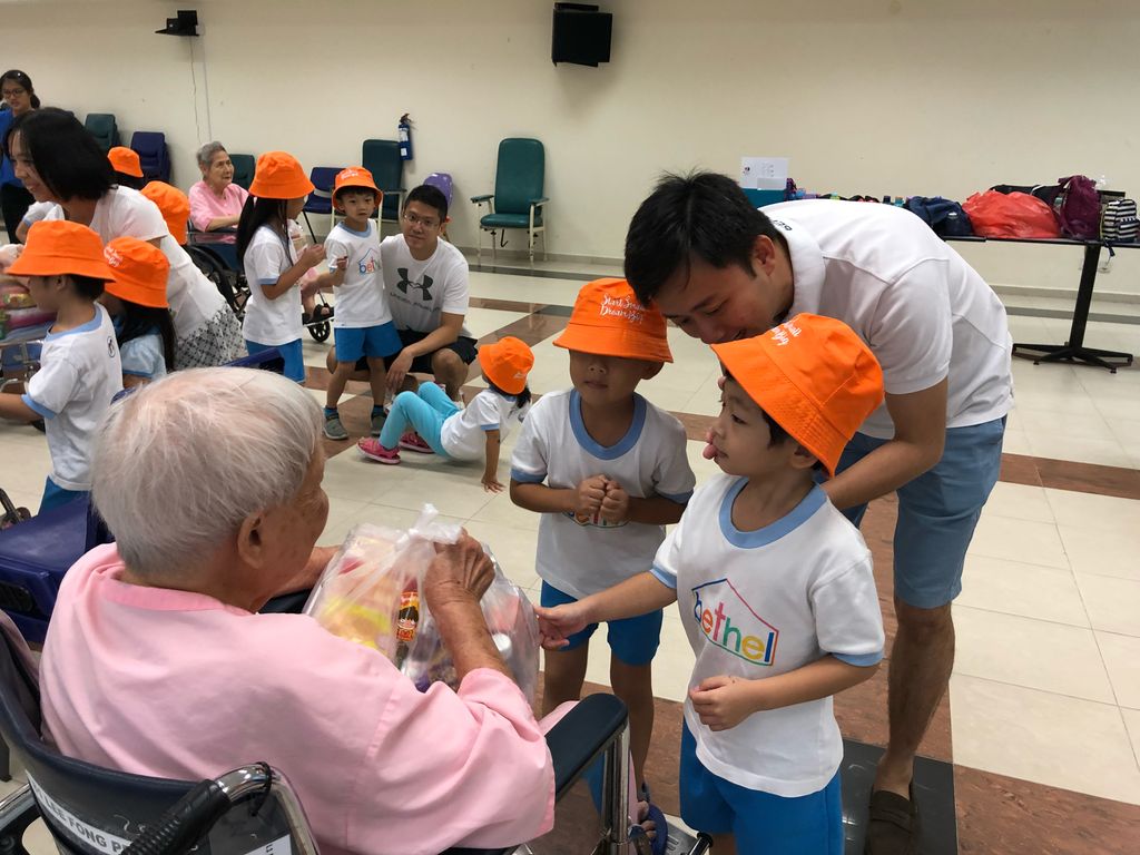 Visit to All Saints Home — photo 3