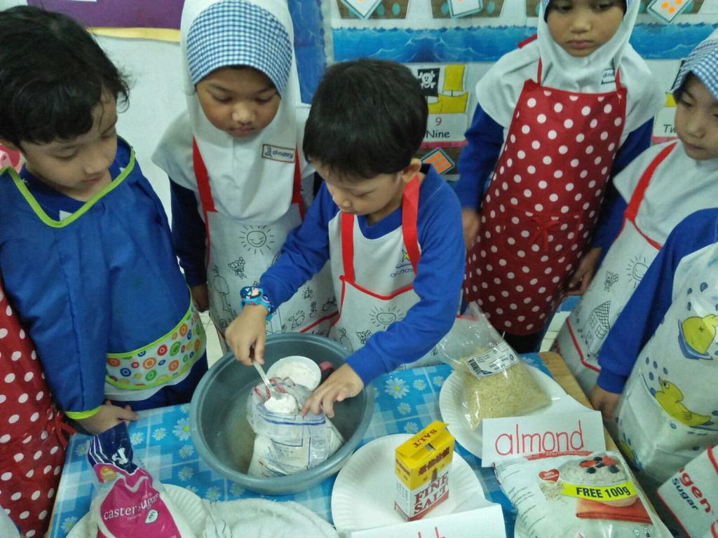 Start Small Dream Charity Sale @ Al-Nasry @ Sengkang South Kindergarten — photo 1