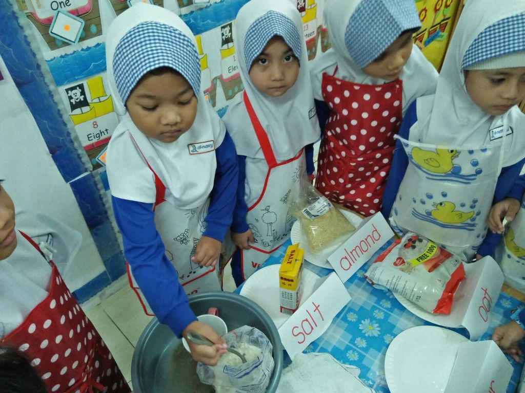Start Small Dream Charity Sale @ Al-Nasry @ Sengkang South Kindergarten — photo 2