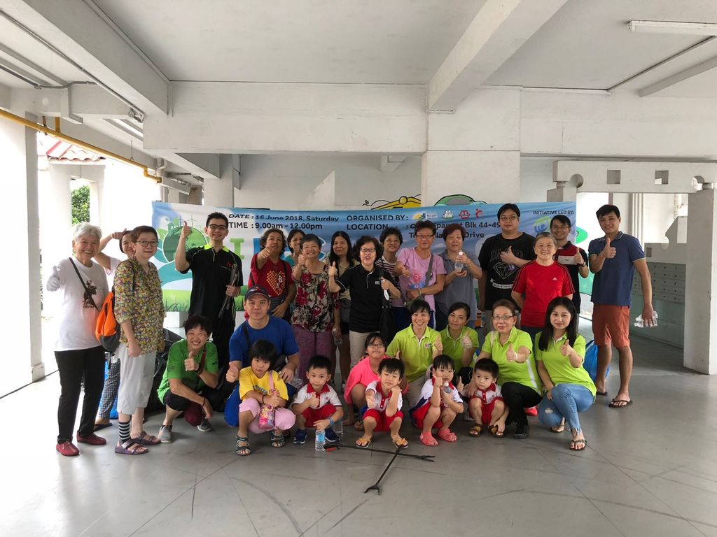 Clean Up and Green Up Litter Picking Exercise cum Fathers' Day Celebration — photo 2