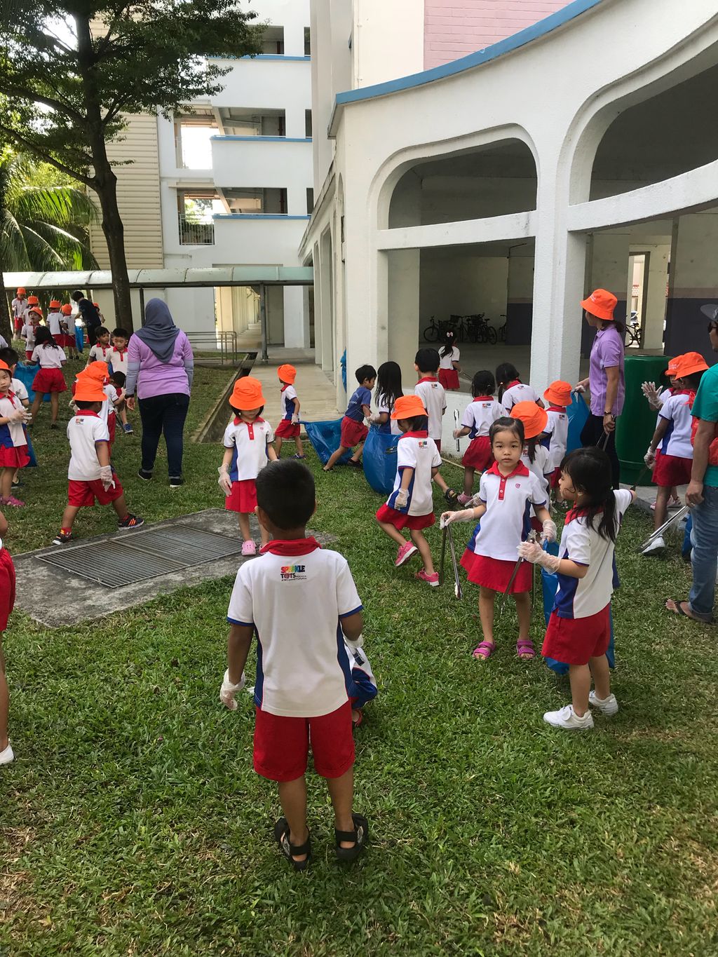 Reducing Plastic Waste One Neighbourhood At A Time — photo 2