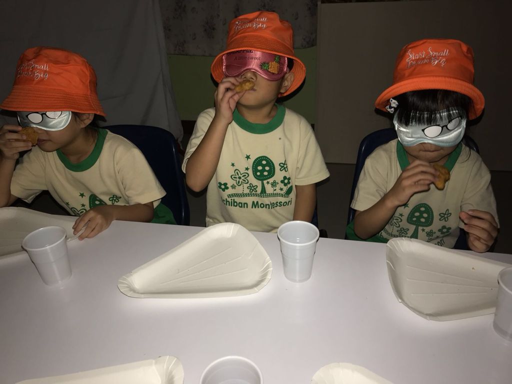 Our Finale was a “Dining in the Dark” experience — photo 1