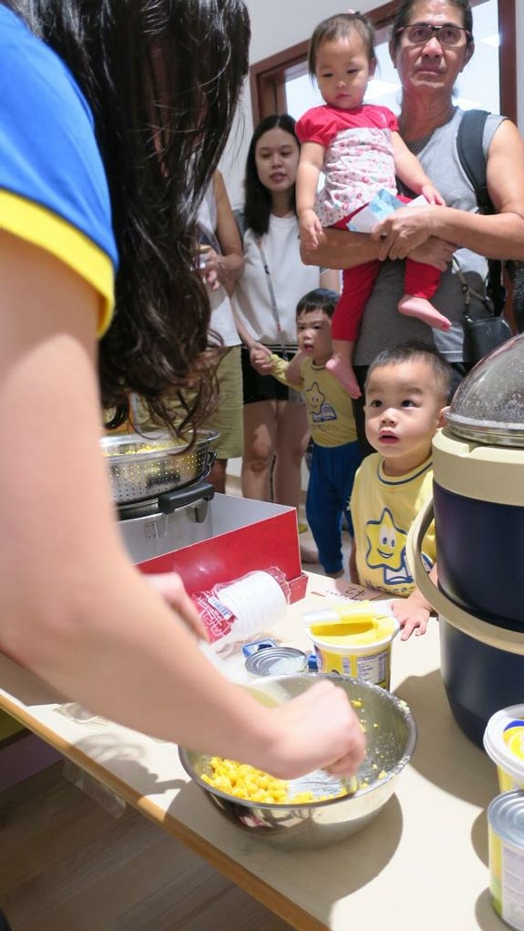 Nurturestars Punggol's Little Entrepreneur Project 2018 - Annual Fund Raising Carnival for Ju Eng Home for Seniors! — photo 11