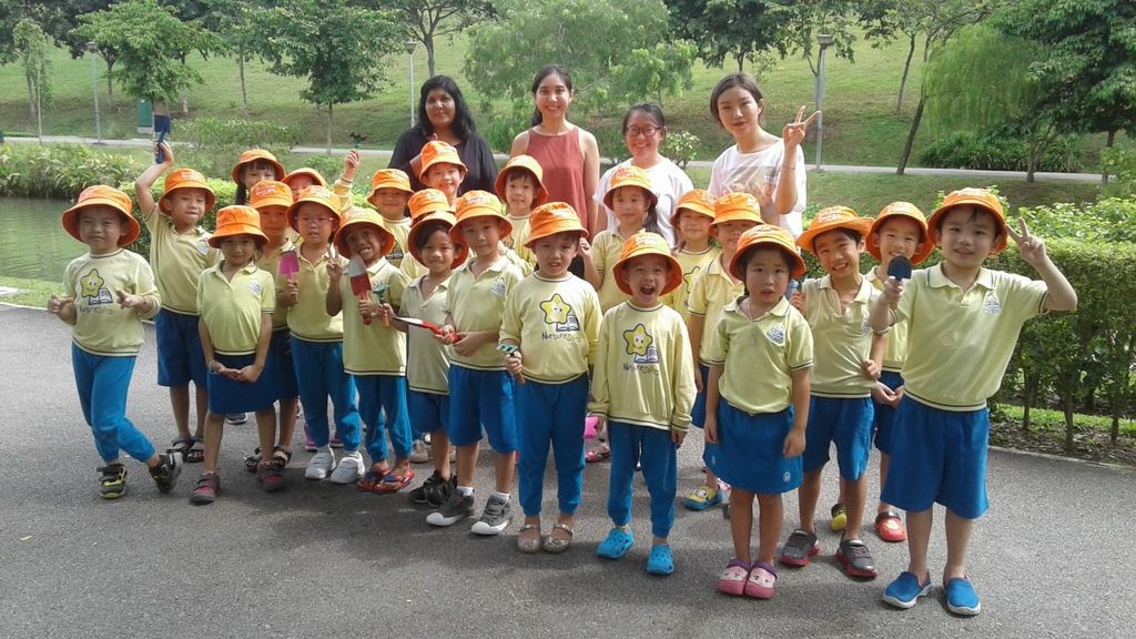NurtureStars Punggol nurturing Punggol Waterway Park through organic mulching!