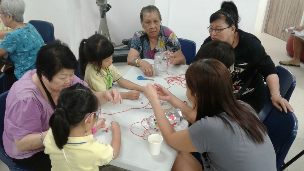 Mid Autumn Reunion With Seniors from MindCARE Senior Activity Centre to promote continuity of inter-generational bonding! — photo 1