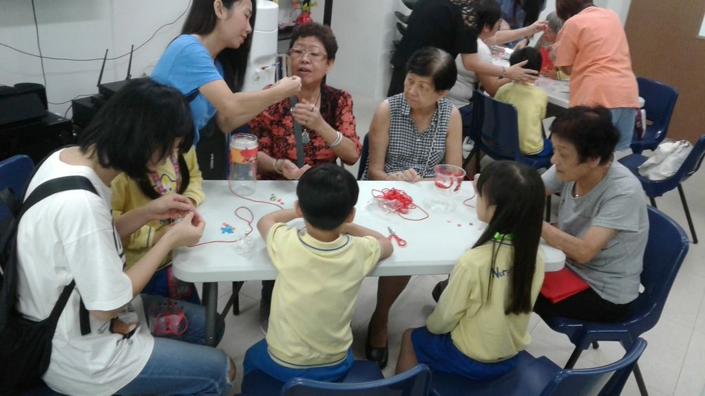 Mid Autumn Reunion With Seniors from MindCARE Senior Activity Centre to promote continuity of inter-generational bonding! — photo 13