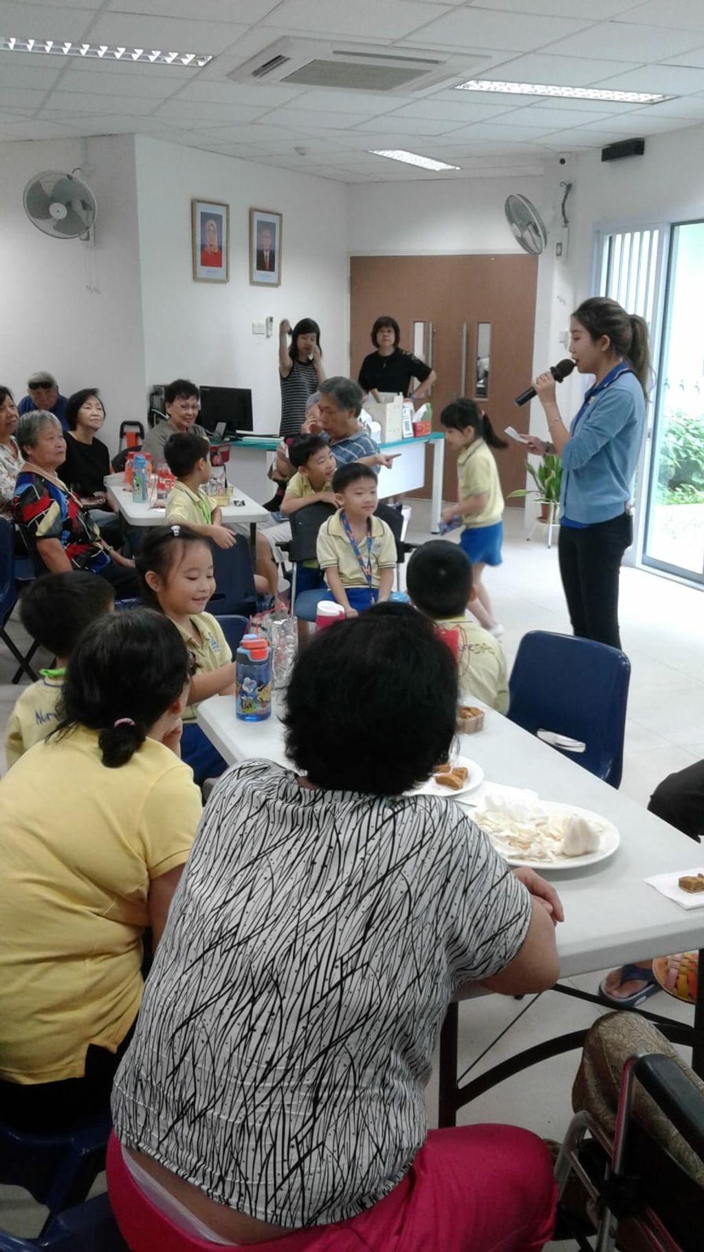 Mid Autumn Reunion With Seniors from MindCARE Senior Activity Centre to promote continuity of inter-generational bonding! — photo 8