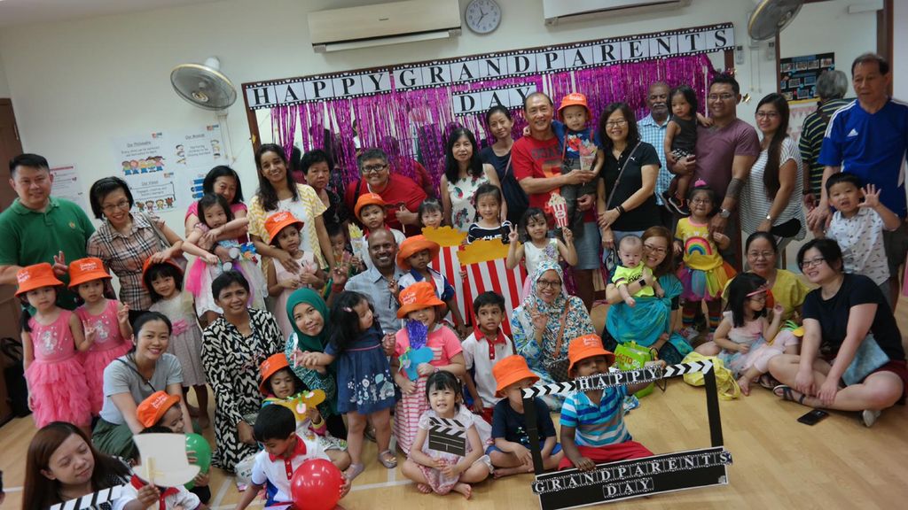 Pcf Sparkletots Preschool @ Tanjong Pagar and Kreta Ayer: SSDB Launch Care for Elderly Love Endlessly