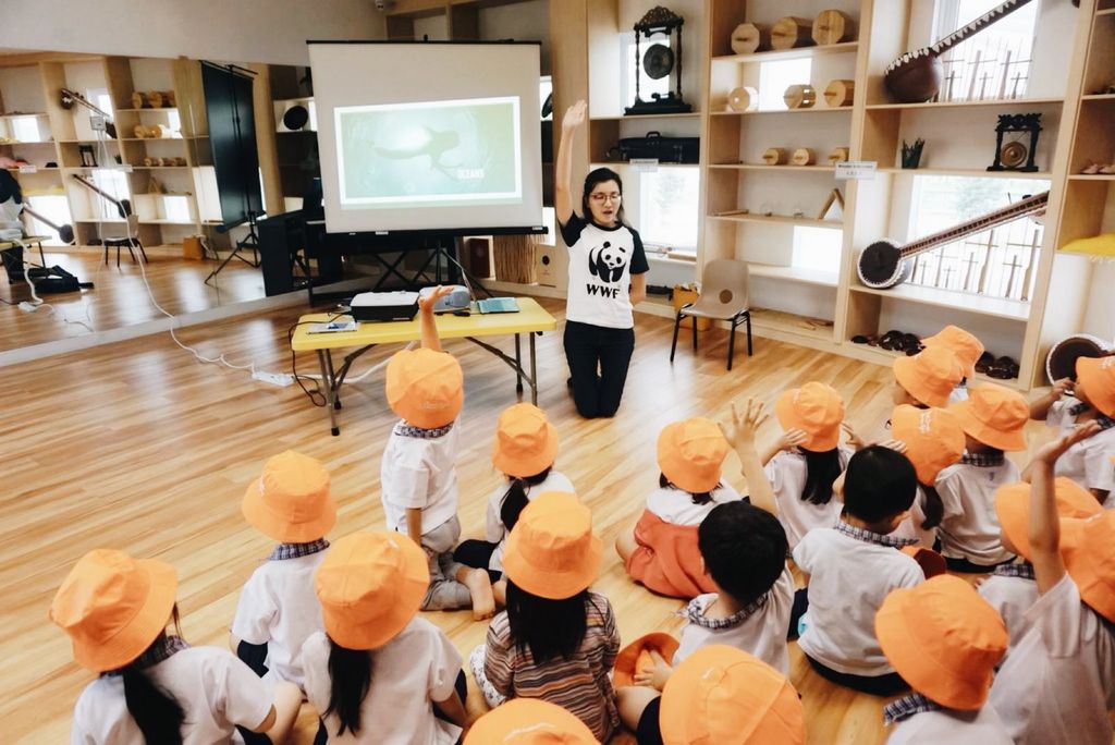 ‘Living in a Plastic-less World’ - SSDB Launch Party with an ’Ocean Conservation’ Talk by WWF!
