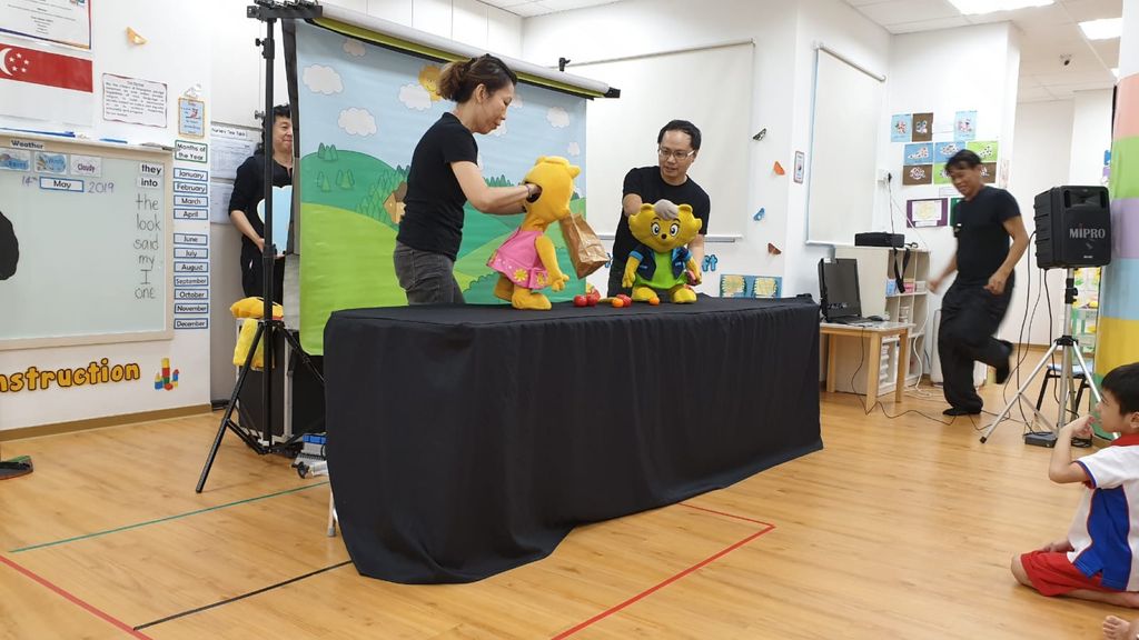 Collaboration with Singapore Kindness Movement - “Make a Difference” Puppet Show on 14 May 2019 — photo 5