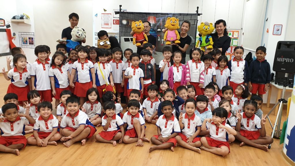 Collaboration with Singapore Kindness Movement - “Make a Difference” Puppet Show on 14 May 2019 — photo 7