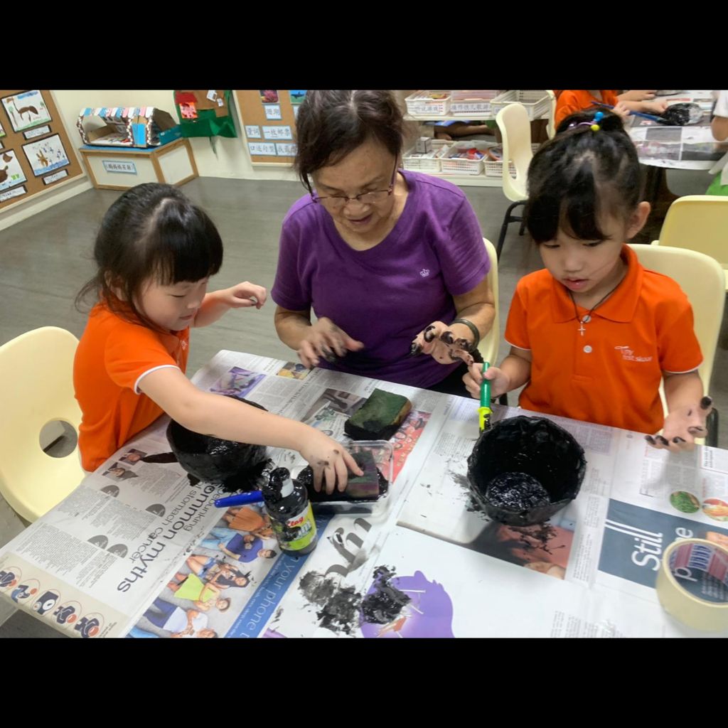 Paper Mache Bowl Painting with the Grandmas — photo 2